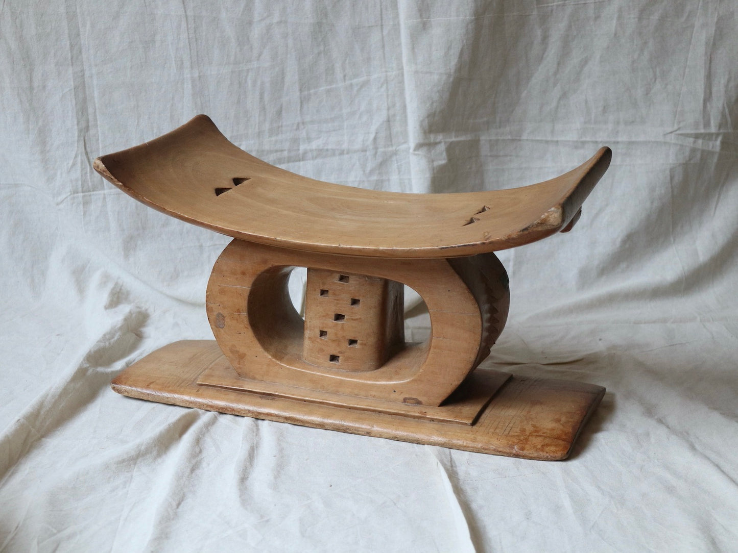 Ashanti Stool 2
