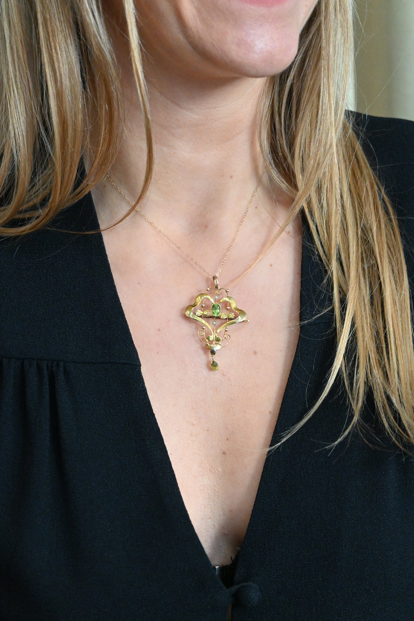Art Nouveau Gold Pendant