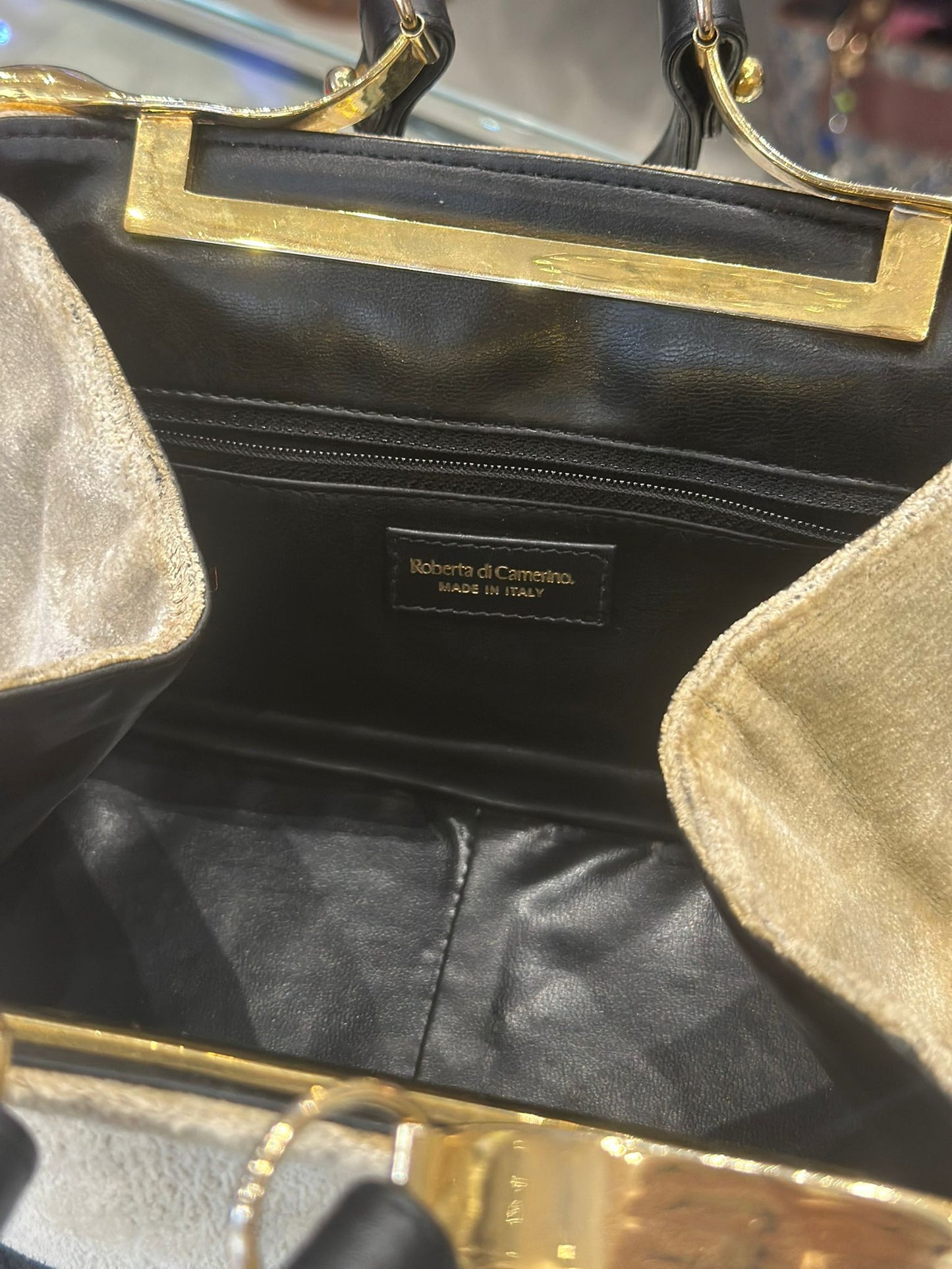 Roberta Di Camerino carpet bag