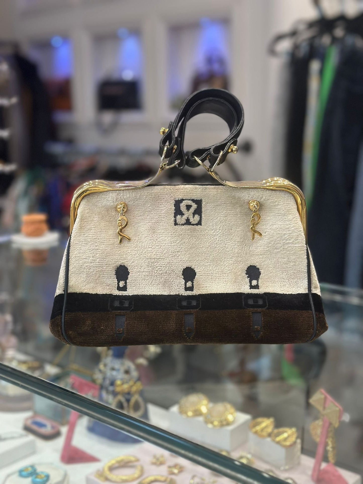 Roberta Di Camerino carpet bag