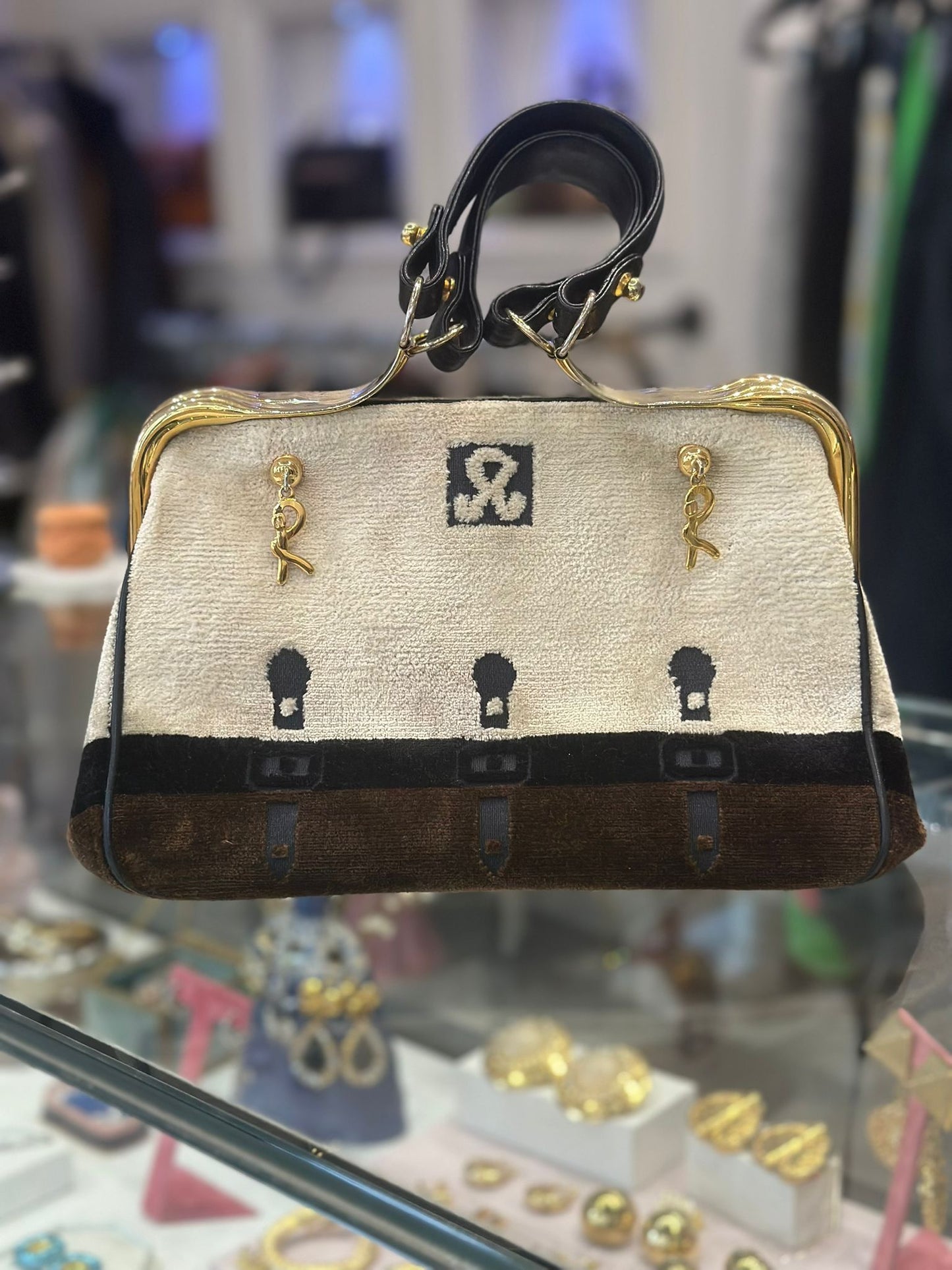 Roberta Di Camerino carpet bag