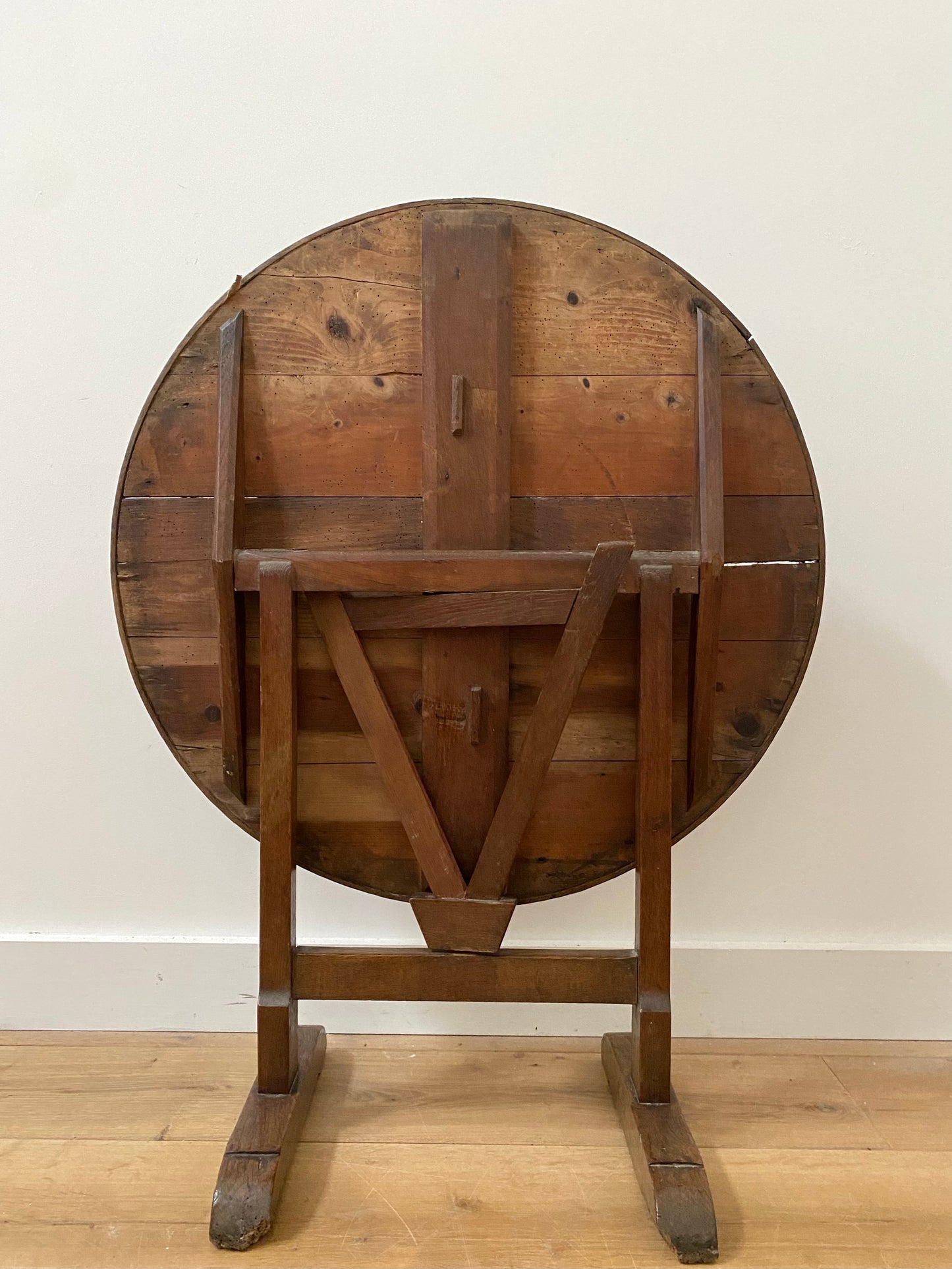 French 19th Century Elm Vendange Table